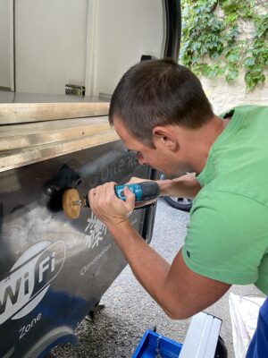 travaux carriole pastis le pierrot